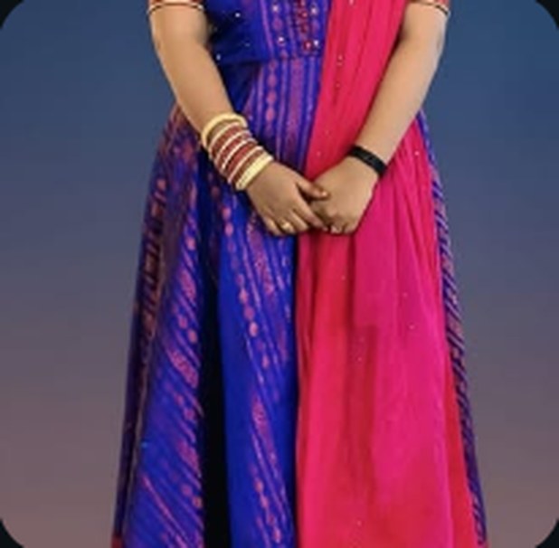 Keyhole neck gown